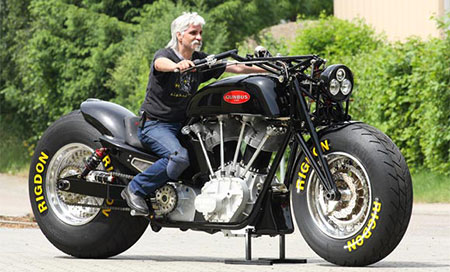 la motocicleta Gunbus 410 Gunbus 410: La moto más grande del mundo
